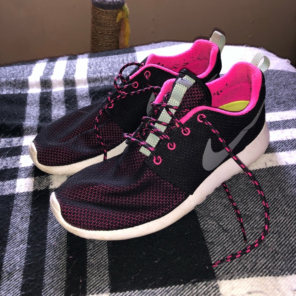 Nike shoes